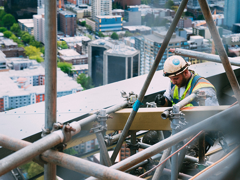 How many types of scaffolding clamps are there?